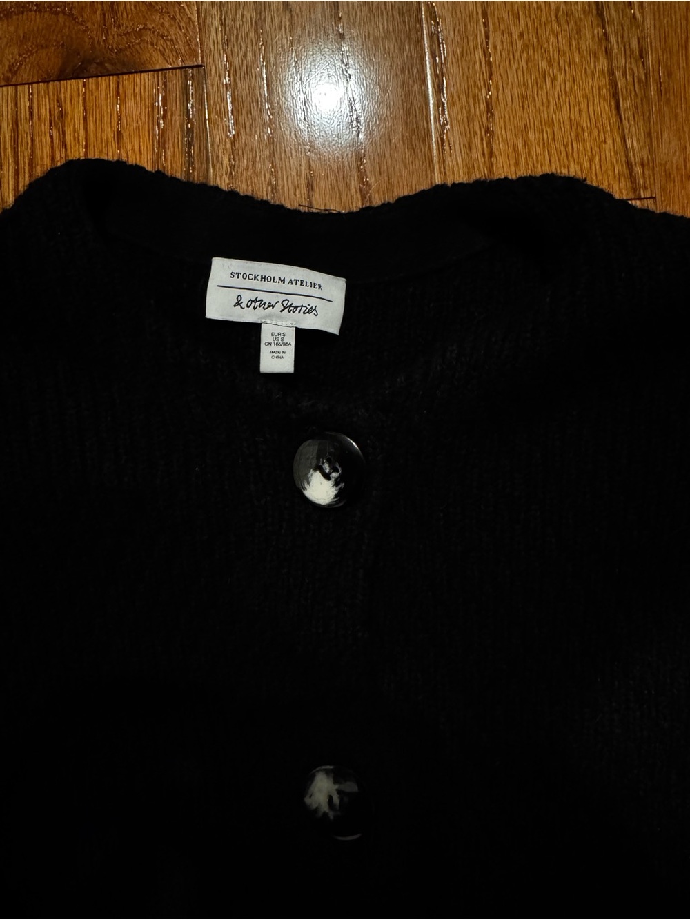 & Other Stories Stockholm Atelier Ribbed Yak Blend Cropped Cardigan Black Small - Picture 4 of 6